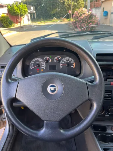 Fiat Palio Weekend ELX 1.3 MPI Flex 8V 4P 2005