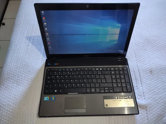 Notebook Acer i3 SSD128 G RAM 6G