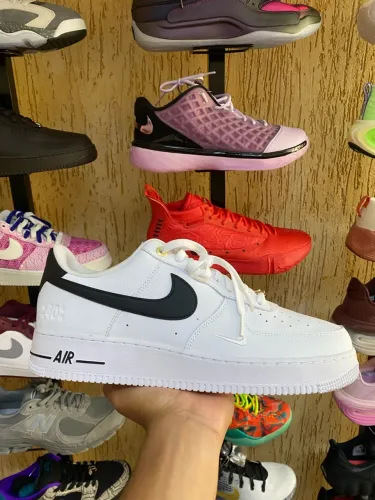 AIR FORCE 1 LV8 - TAMANHO 46
