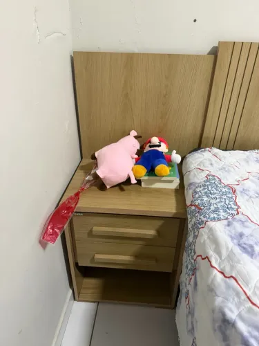 Vende se cabeceira de cama