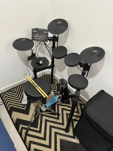Bateria Eletrônica Yamaha Dtx452k  + Acessórios 