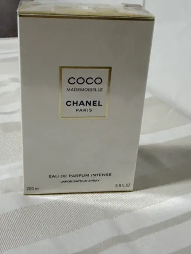 Perfume coco chanel madame mozele