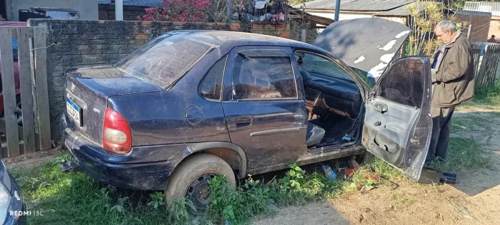 Vendo por peças