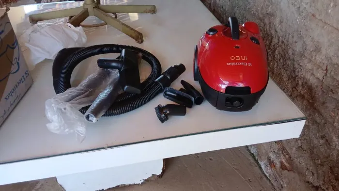 Aspirador de Pó Electrolux Neo 1200W - NOVO!