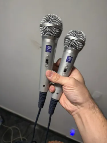 Microfone de karaokê
