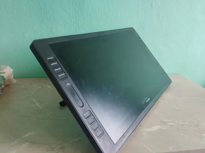 Mesa Digitalizadora Huion Kamvas PRO 20