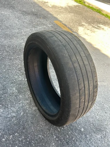 Vendo pneu aro 17