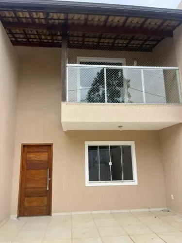 Casa para Locação em Macaé, Jardim Guanabara, 3 dormitórios, 1 suíte, 4 banheiros, 1 vaga