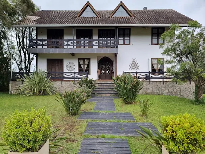 Sobrado com 5 dormitórios à venda, 425 m² por R$ 1.790.000,00 - Vila Franca - Piraquara/PR