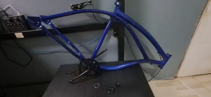 Bike motorizada na caixa