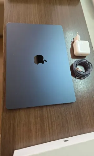 Macbook Air M2 - Midnight - Oportunidade