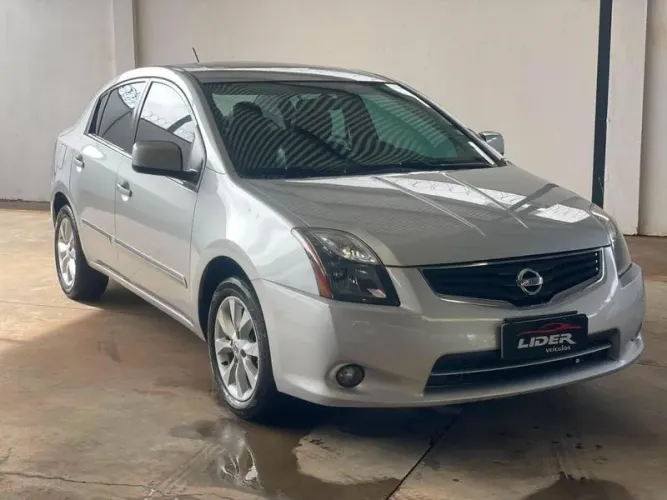 Nissan Sentra 2.0/ 2.0 Flex Fuel 16V Aut. 2013