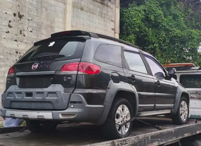 Palio weekend adventure 1.8 etork duallogic ( vendo peças )