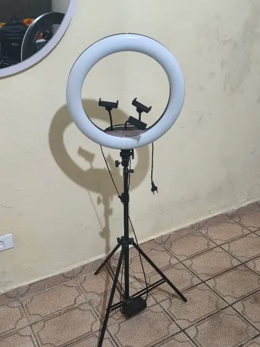 Ring light