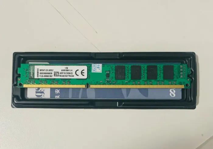 Memória Ram 4gb Ddr3 1600mhz Pc3-12800 Dimm Kvr16n11/4 Nova