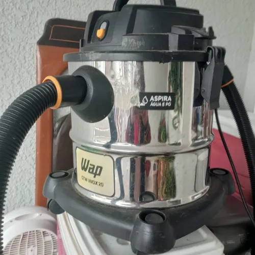 Vendo por motivo de viagem para fora do Brasil Aspirador de pó Wap 110w