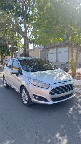 Ford Fiesta 1.5 16V Flex Mec. 5P 2014