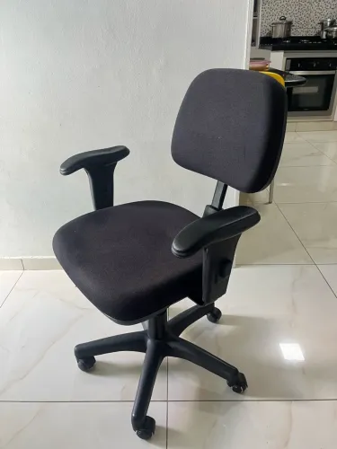 Cadeira de escritório ergonômica Marelli