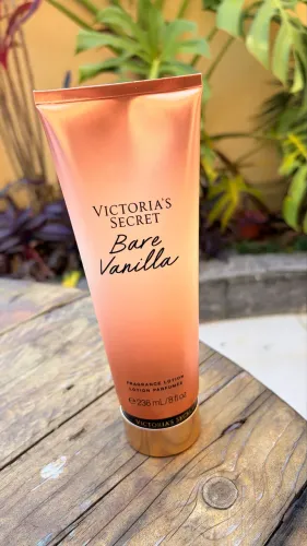 Bate vanilla Victoria?s Secret 