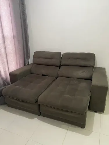 Sofá retrátil