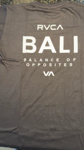 Camiseta RVCA Bali