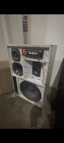 Vendo caixa de som Bob trio