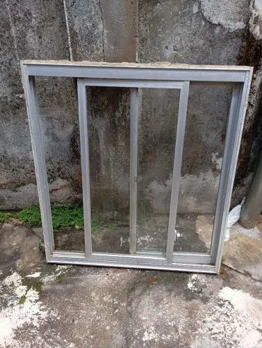 Janela 100x90
