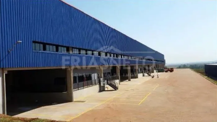 Condomínio logístico para locação no Distrito Industrial Unileste
