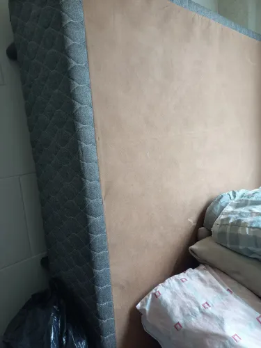 Vendo um apoio de colchão em perto estado