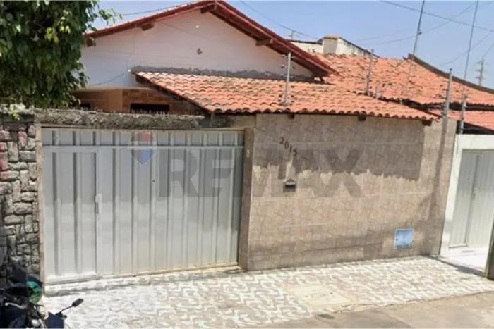 Casa maraponga