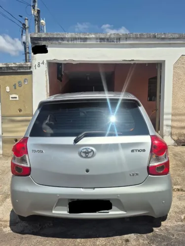 Toyota Etios X 1.3 Flex 16V 5P Mec. 2017