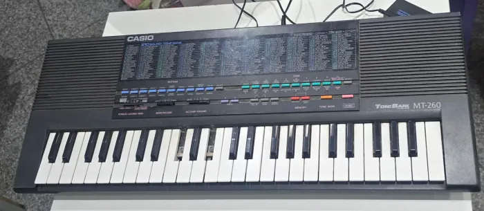 TECLADO CASIO MT-260