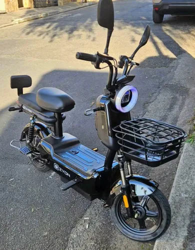 Scooter / Moto Elétrica Zyon MU03 350w