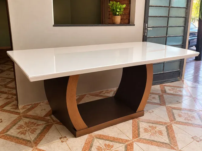 Mesa 6 lugares praticamente nova