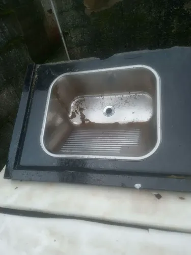 Tanque de mármore e cuba de inox 