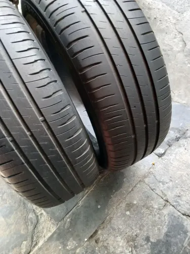 2 pneus michelin 195/60/15