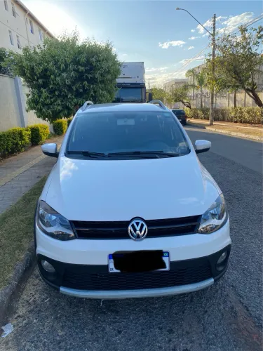 Volkswagen Crossfox 1.6 MI Total Flex 8V 5P 2013
