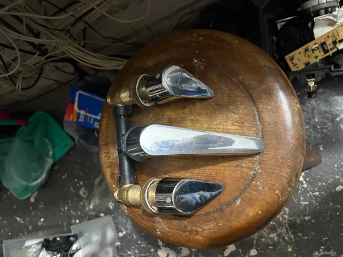 Misturador para lavatório