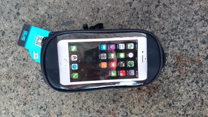 Porta celular e acessórios de ciclismo