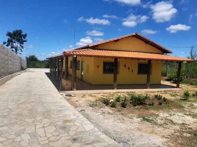 Sitio com casa, piscina, varanda com churrasqueira, Sao Jose do Almeida (Varias opçoes).