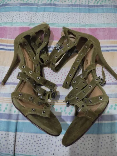 Sandália Schutz - 36