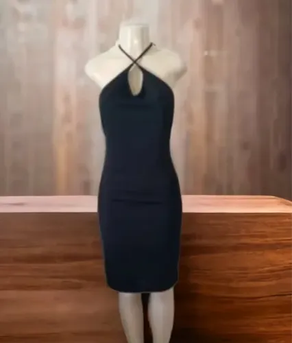 Pouco Uso: Vestido tubinho básico M
