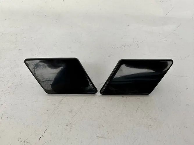 Par Tampa Esguicho Farol Bmw 320i 325i 2009 a 2012