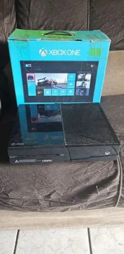 XBOX ONE 500GB LIGA E DESLIGA EM SEGUIDA SO CONSOLE SEM FONTE SEM  CONTROLE