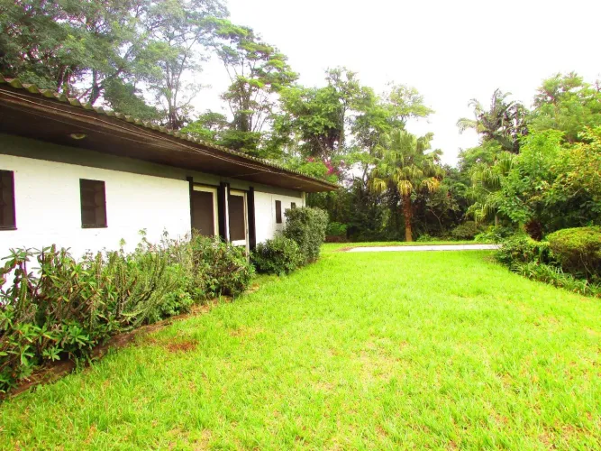 Casa à venda, 385 m² por R$ 5.000.000,00 - Parque Silvino Pereira - Cotia/SP
