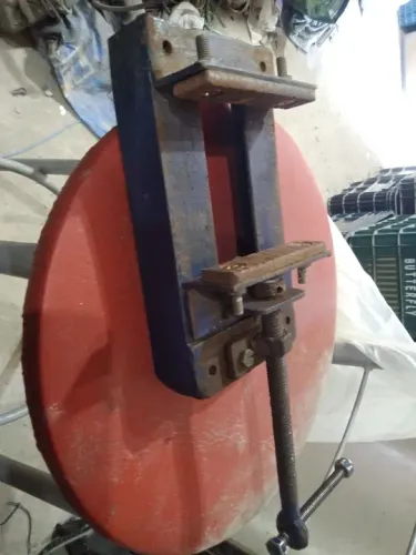 Morsa de bancada 