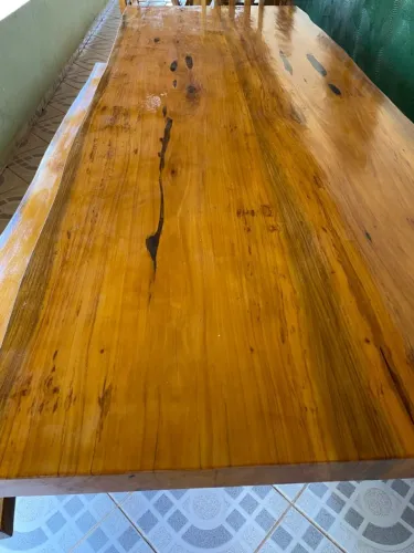 Mesa de madeira Rustica em Peroba
