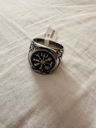 Anel Viking de Aço com Design Nórdico e Cristal