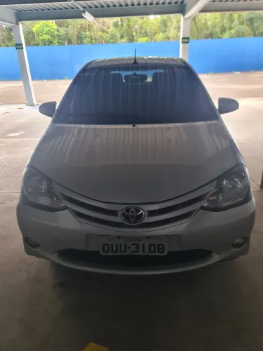 Toyota Etios X 1.3 Flex 16V 5P Mec. 2014