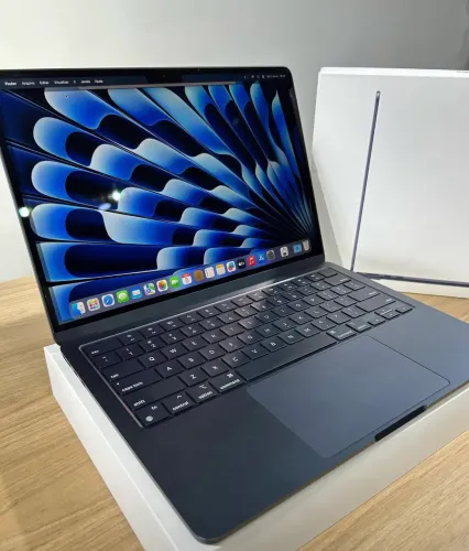 MacBook Air M2 13.6 8GB - 256GB SSD 